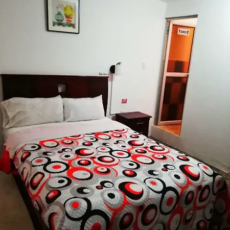 Hostal Mariscal Sucre Tababela Exterior photo